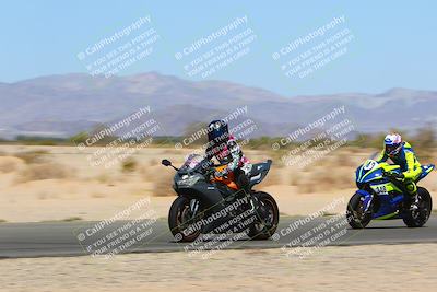 media/Apr-15-2022-Apex Assassins (Fri) [[9fb2e50610]]/Trackday Level 1/Session 2/Speed Shots/